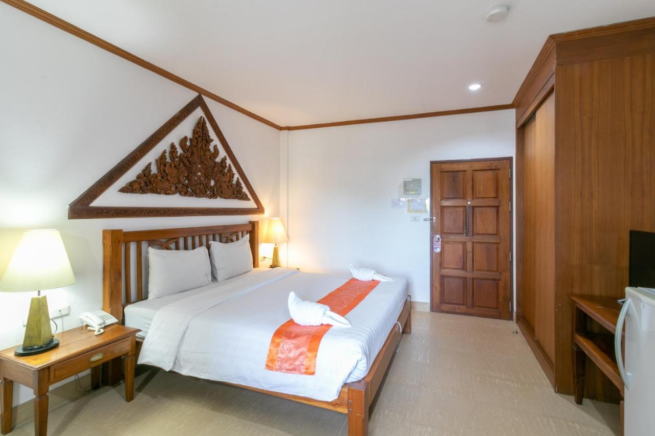 Onnicha Hotel Ratsada Ngoại thất bức ảnh